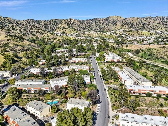 9502 Via Salerno, Burbank, CA 91504