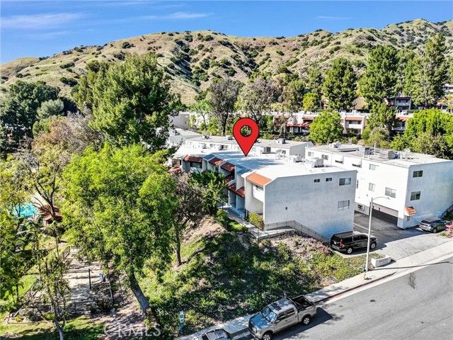 9502 Via Salerno, Burbank, CA 91504