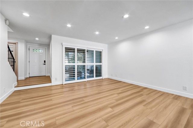 9502 Via Salerno, Burbank, CA 91504