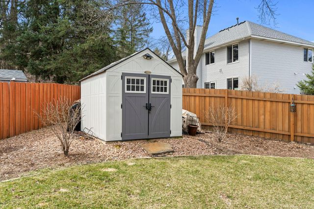 6345 Bailey Trail, Inver Grove Heights, MN 55077