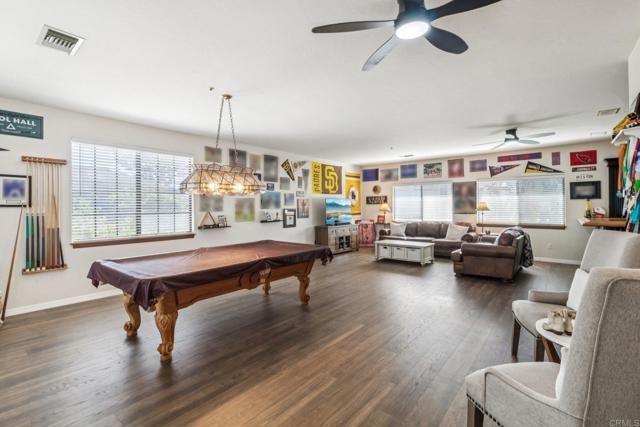 29950 Robbie Ln, Vista, CA 92084