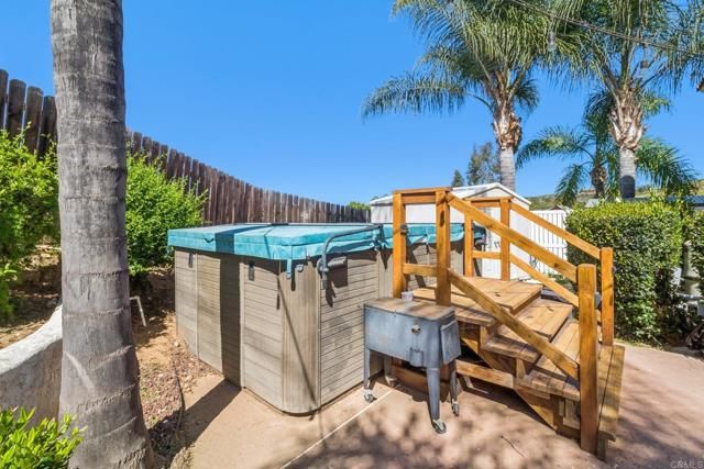 29950 Robbie Ln, Vista, CA 92084