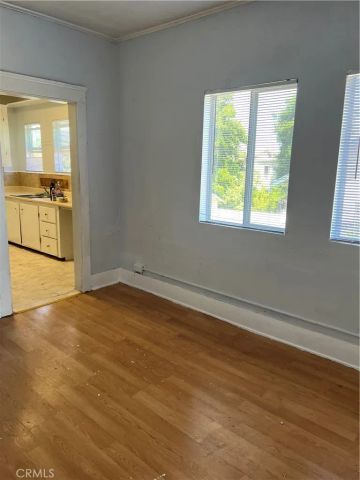 201 E 31st, Los Angeles, CA 90011