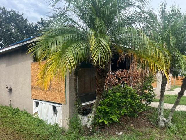 1210 CASA BONITA AVENUE, Ruskin, FL 33570