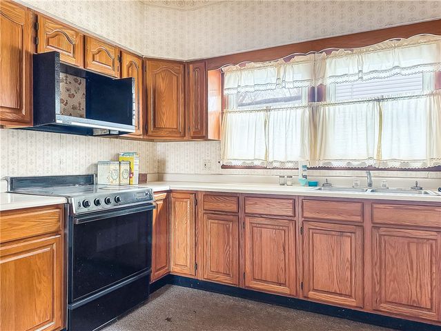 542 S Walnut Street, Urbana, OH 43078