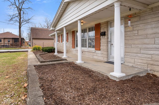 2215 Albany Street, Beech Grove, IN 46107