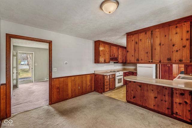 2215 Albany Street, Beech Grove, IN 46107