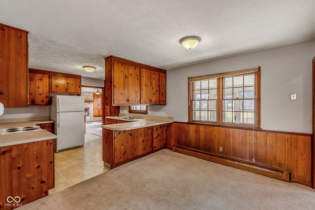 2215 Albany Street, Beech Grove, IN 46107