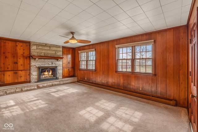 2215 Albany Street, Beech Grove, IN 46107