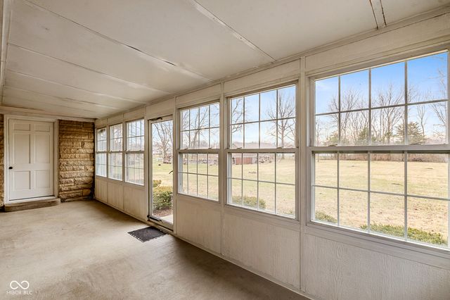 2215 Albany Street, Beech Grove, IN 46107