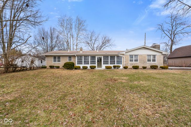 2215 Albany Street, Beech Grove, IN 46107