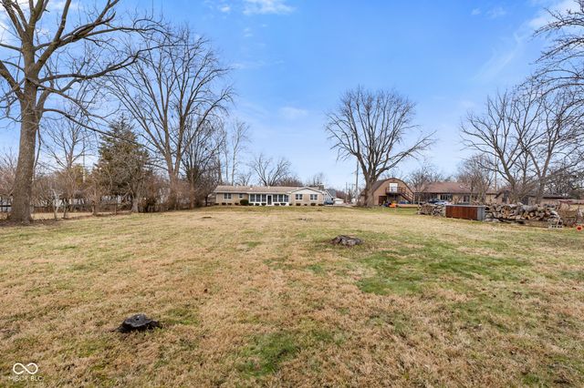 2215 Albany Street, Beech Grove, IN 46107