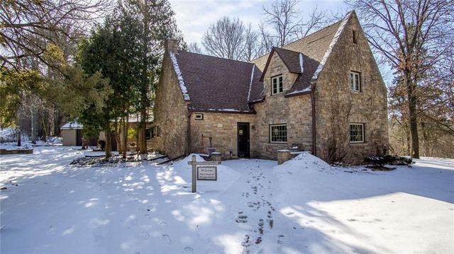 3701 E Clairemont Avenue, Eau Claire, WI 54701