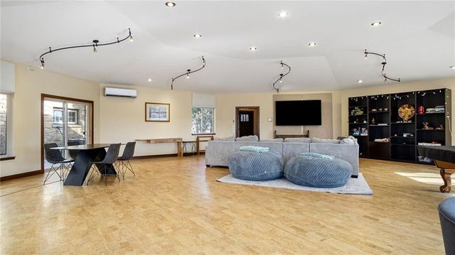 3701 E Clairemont Avenue, Eau Claire, WI 54701