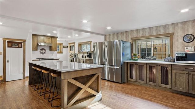 3701 E Clairemont Avenue, Eau Claire, WI 54701