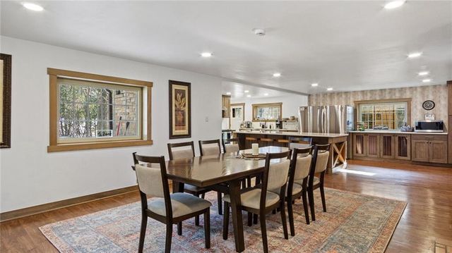 3701 E Clairemont Avenue, Eau Claire, WI 54701