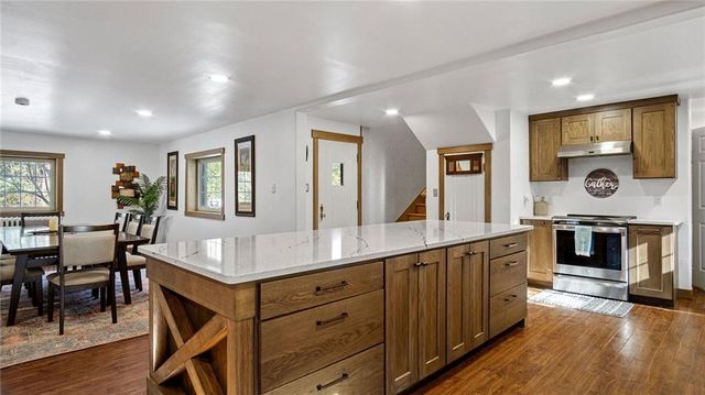 3701 E Clairemont Avenue, Eau Claire, WI 54701