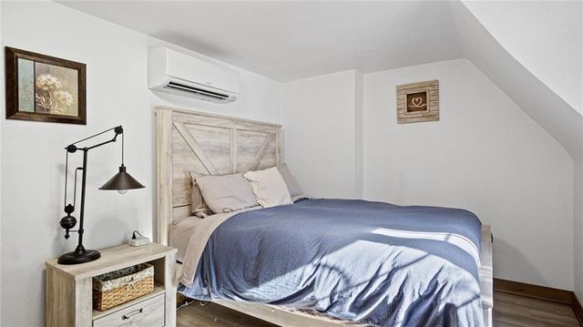 3701 E Clairemont Avenue, Eau Claire, WI 54701