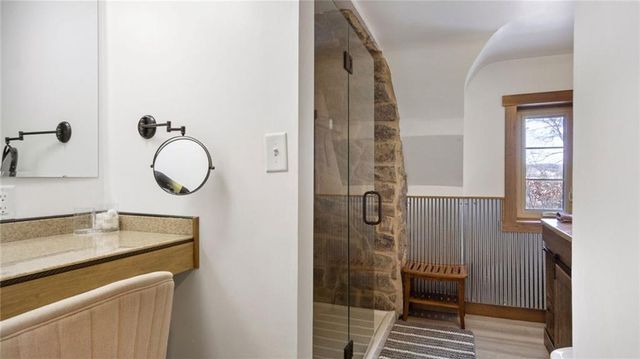 3701 E Clairemont Avenue, Eau Claire, WI 54701