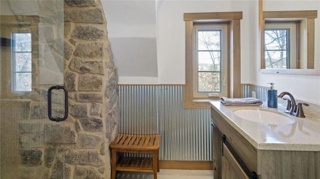 3701 E Clairemont Avenue, Eau Claire, WI 54701