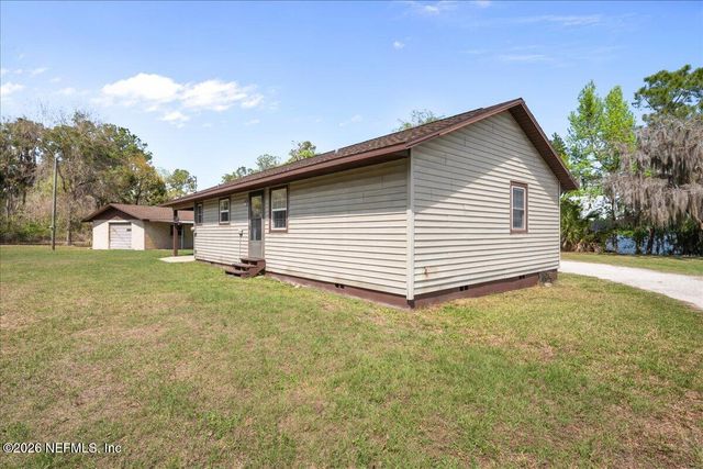 986 STATE ROAD 20, Interlachen, FL 32148