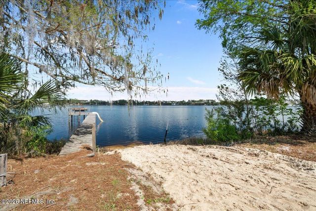 986 STATE ROAD 20, Interlachen, FL 32148
