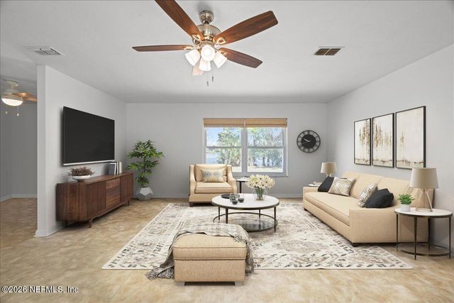 986 STATE ROAD 20, Interlachen, FL 32148