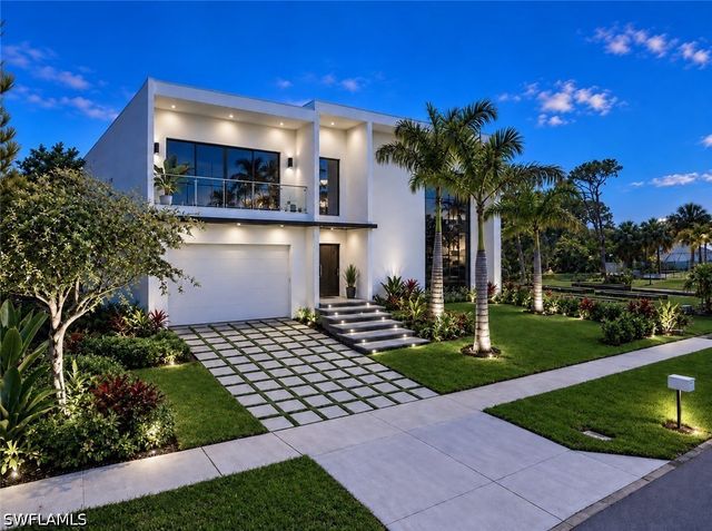 1135 Bluebird AVE, Marco Island, FL 34145