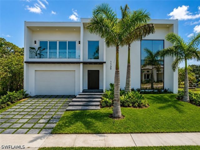 1135 Bluebird AVE, Marco Island, FL 34145
