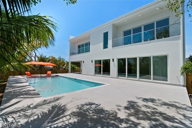 1135 Bluebird AVE, Marco Island, FL 34145