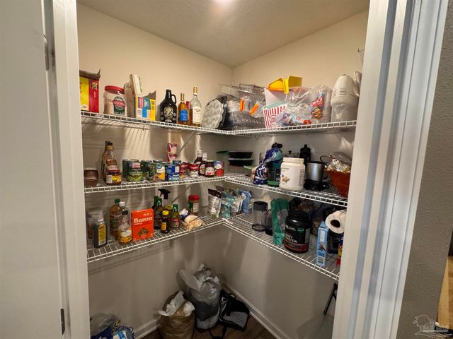 6414 Churchill Cir, Milton, FL 32583