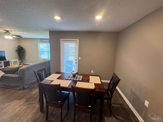 6414 Churchill Cir, Milton, FL 32583