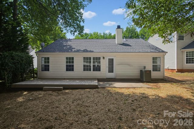 6408 Spanish Moss Lane, Charlotte, NC 28262