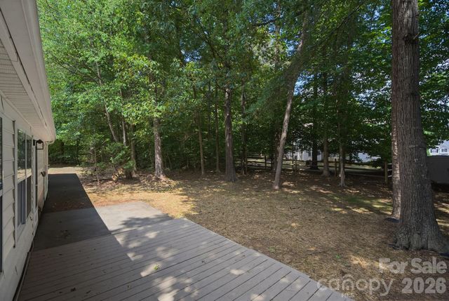 6408 Spanish Moss Lane, Charlotte, NC 28262