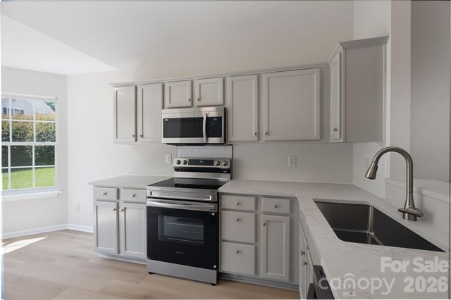 6408 Spanish Moss Lane, Charlotte, NC 28262