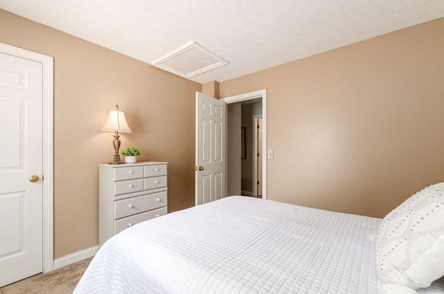848 Staffington Drive, Westerville, OH 43081