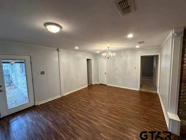 300 Robert E Lee Dr, Tyler, TX 75703