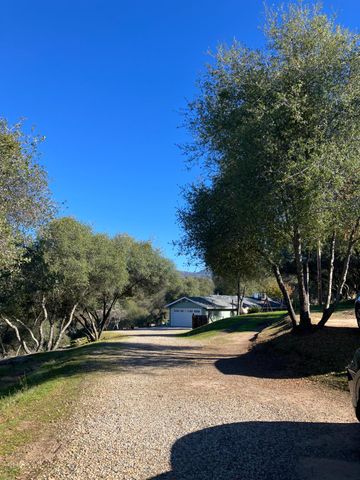 46725 Picayune Creek Road, Coarsegold, CA 93614