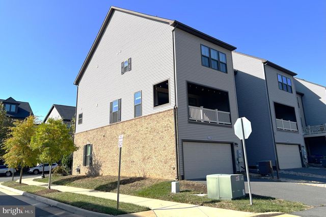 22296 PHILANTHROPIC DR, Ashburn, VA 20148