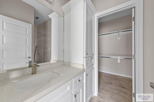 2425 N Valley Circle Circle, La Feria, TX 78559