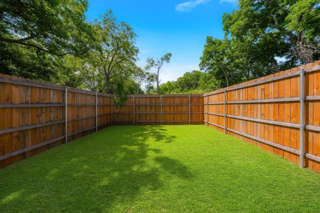 1908 Duluth Street, Dallas, TX 75212