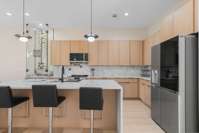 1908 Duluth Street, Dallas, TX 75212