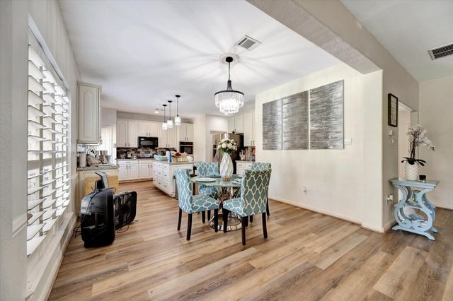 3602 Garrettsville Drive, Pearland, TX 77584