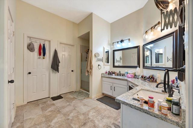 3602 Garrettsville Drive, Pearland, TX 77584