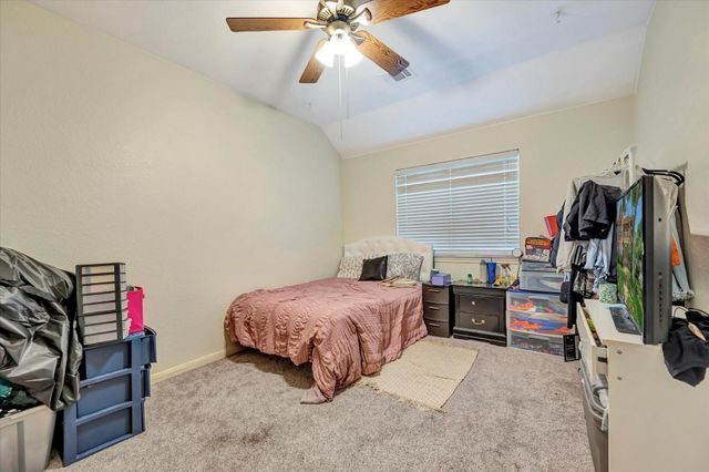 3602 Garrettsville Drive, Pearland, TX 77584