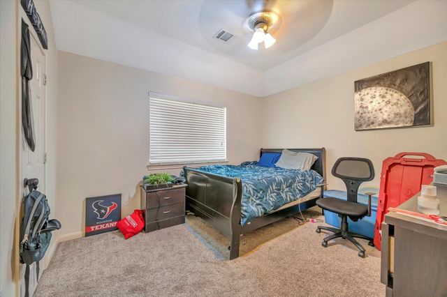 3602 Garrettsville Drive, Pearland, TX 77584