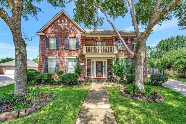 3602 Garrettsville Drive, Pearland, TX 77584