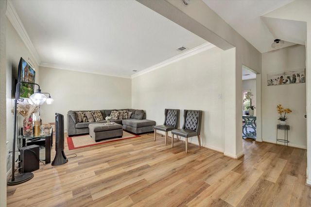 3602 Garrettsville Drive, Pearland, TX 77584