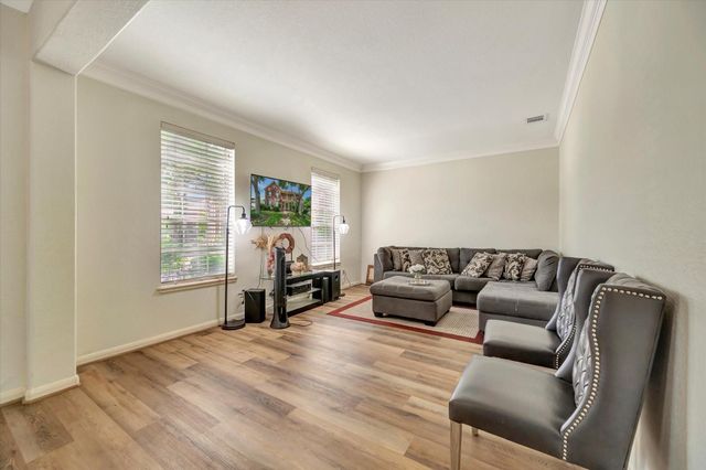 3602 Garrettsville Drive, Pearland, TX 77584