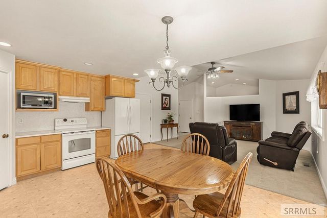 4388 E Aschli Lane, Idaho Falls, ID 83406